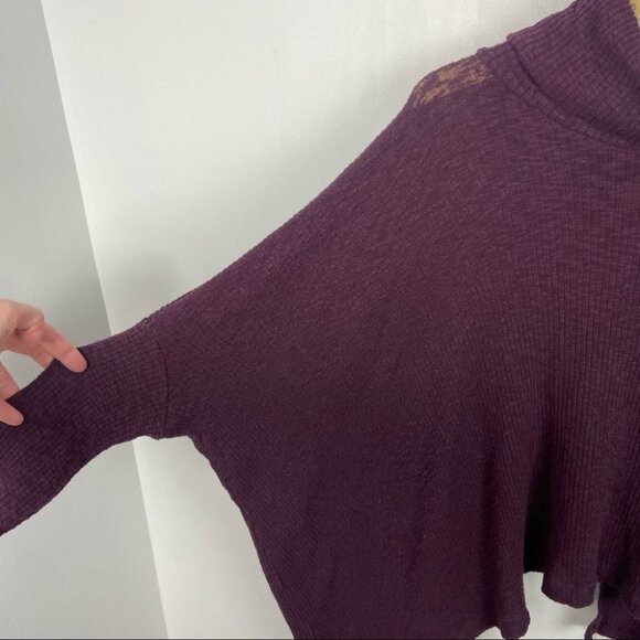 Free People Open Back Purple Turtleneck Cowl Sweater Oversized Size Small Boho S - Picture 10 of 16